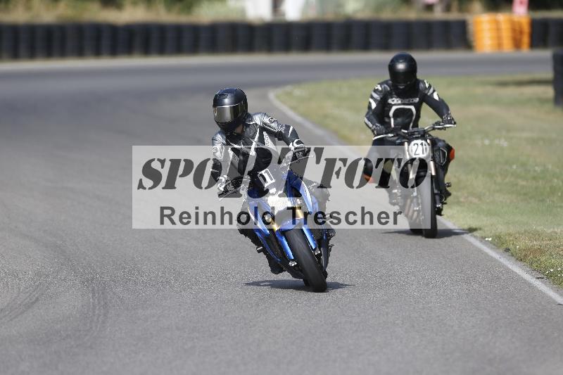 /37 09.08.2026  Pluess Motosport ADR/Einsteiger/11